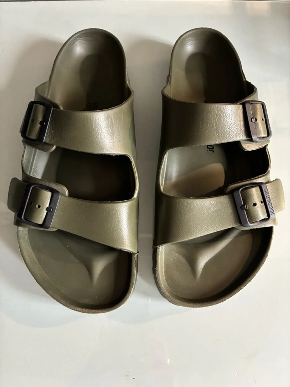 Men’s Arizona Stealth Olive Green Sandals Size 45 or 12-12.5 U.S.